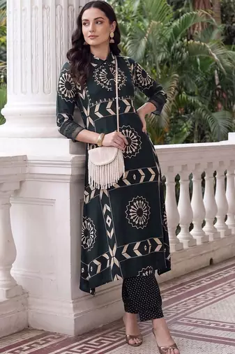 women ethnic motifs printed regular kurta with harem pants