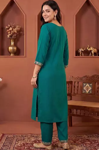women ethnic motifs embroidered regular thread work kurta with trousers