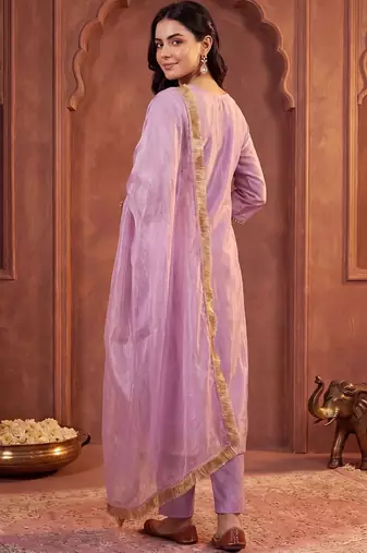 women ethnic motifs embroidered regular kurta with trousers & with dupatta