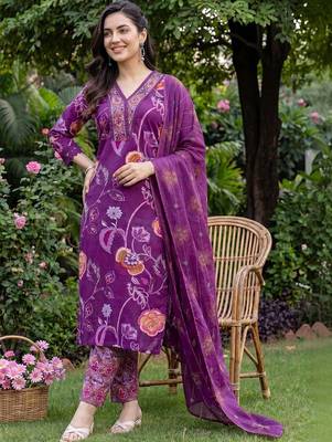 women floral printed regular cotton kurta with trousers & with dupatta 6