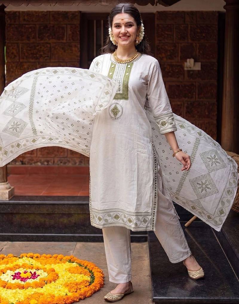 women ethnic motifs embroidered regular mirror work cotton kurta with trousers & with dupatta