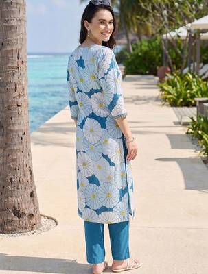 women floral printed regular cotton kurta with trousers 3