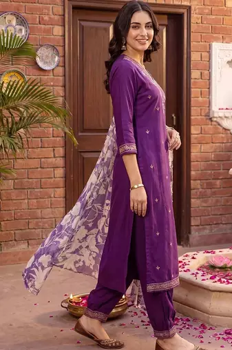 women ethnic motifs embroidered regular thread work kurta with patiala & with dupatta
