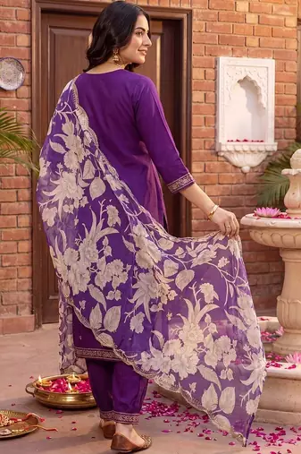 women ethnic motifs embroidered regular thread work kurta with patiala & with dupatta