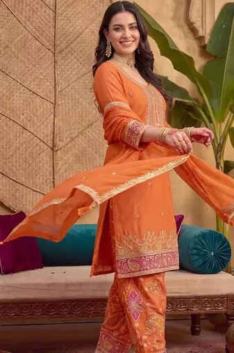 women ethnic motifs embroidered regular thread work kurta with trousers & with dupatta