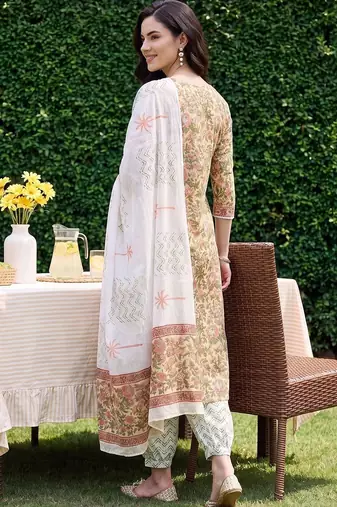 women floral printed regular cotton kurta with pyjamas & with dupatta