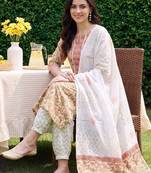 women floral printed regular cotton kurta with pyjamas & with dupatta