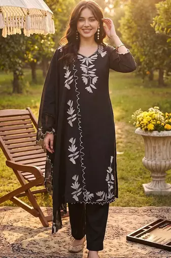 women ethnic motifs embroidered regular thread work kurta with trousers & with dupatta