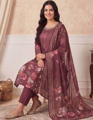 women floral printed regular mirror work linen kurta with trousers & with dupatta 2