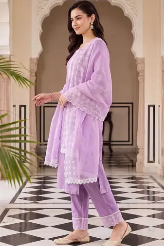 women ethnic motifs embroidered regular thread work kurta with trousers & with dupatta