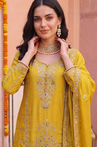 women ethnic motifs embroidered regular mirror work kurta with palazzos & with dupatta