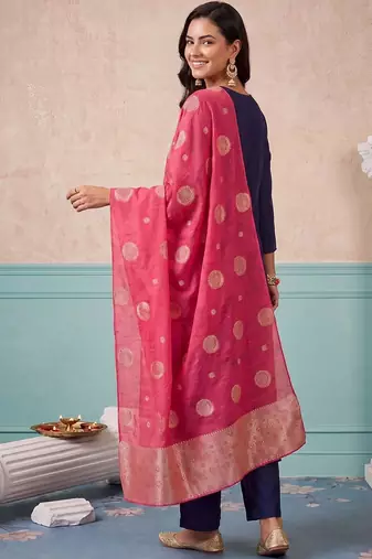 women ethnic motifs embroidered regular kurta with trousers & with dupatta