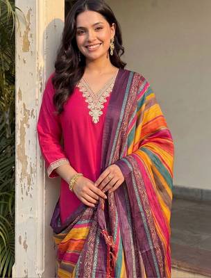 women regular thread work kurta with trousers & with dupatta 2
