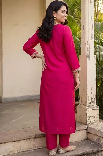 women regular thread work kurta with trousers & with dupatta