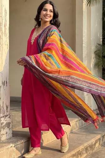 women regular thread work kurta with trousers & with dupatta