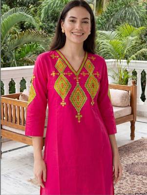 women ethnic motifs embroidered regular thread work cotton kurta with trousers 2