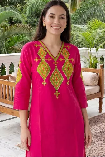 women ethnic motifs embroidered regular thread work cotton kurta with trousers
