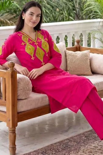 women ethnic motifs embroidered regular thread work cotton kurta with trousers