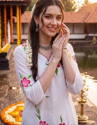 women floral printed regular cotton kurta with trousers & with dupatta 6