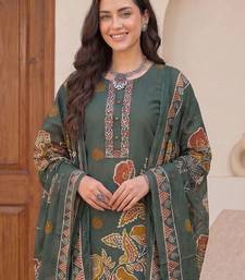 women floral printed regular cotton kurta with trousers & with dupatta