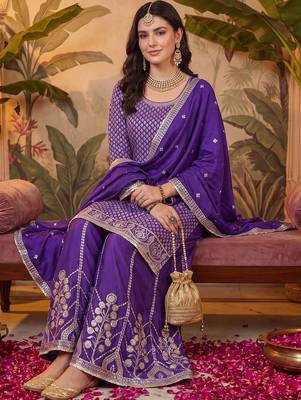 women ethnic motifs regular kurta with sharara & with dupatta 1