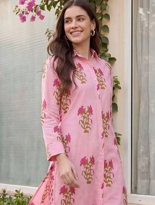 women floral printed regular cotton kurta with pyjamas 3
