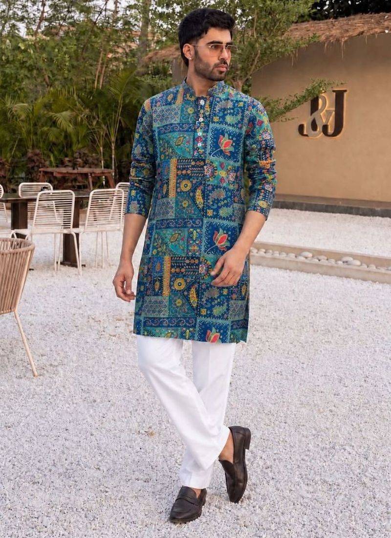 Blue heavy crepe kurta set with thread & sequin embroidery