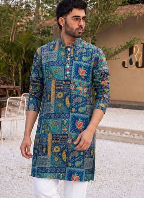 Blue heavy crepe kurta set with thread & sequin embroidery 2