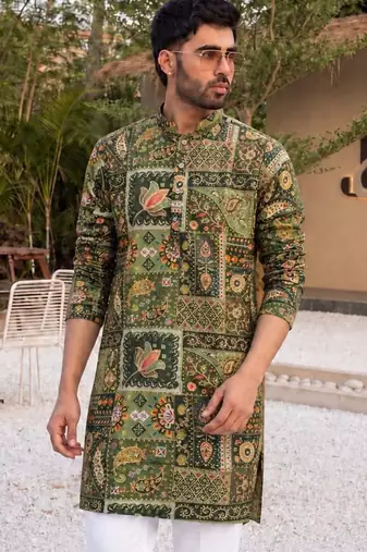 Elegant green heavy crepe kurta set with thread & sequin embroidery