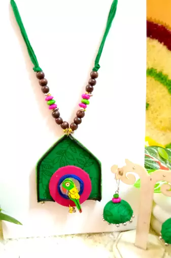 leaf green color fabric handmade neckset