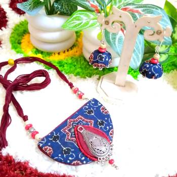 deep blue color fabric handmade neckset 1