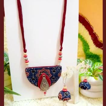 deep blue color fabric handmade neckset 2