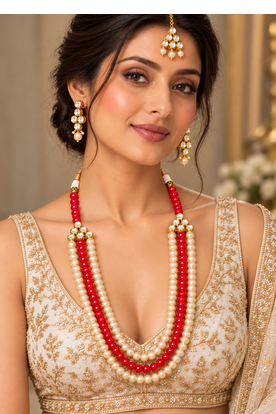 Red kundan pearl necklace set with tikka 5