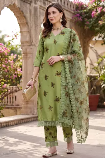 Women's silk chiffon embroidered kurta set with digital dupatta