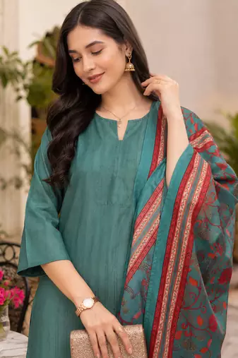 Women's straight side slit  kurta pant set with digital dupatta