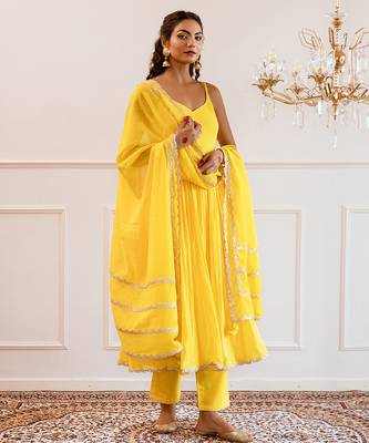 Yellow gota patti & solid blended cotton anarkali set & skirt set mother daughter matching combo 2