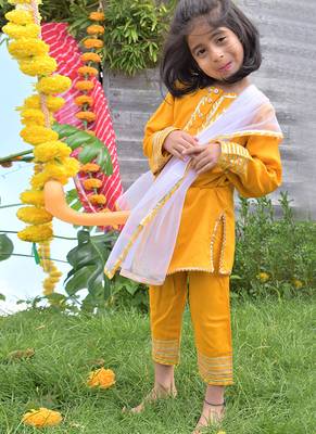Orange & yellow embroidered cotton kurta set & salwar suit mother daughter matching combo 3