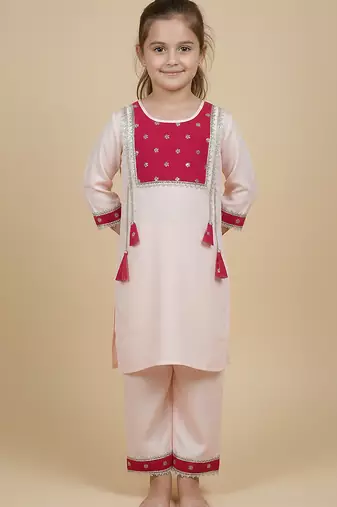 Pink woemsn embroidered cotton kurta set mother daughter matching combo