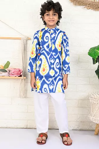Multicolor island ikat & printed cotton kurta & kurta pyjama father son matching combo