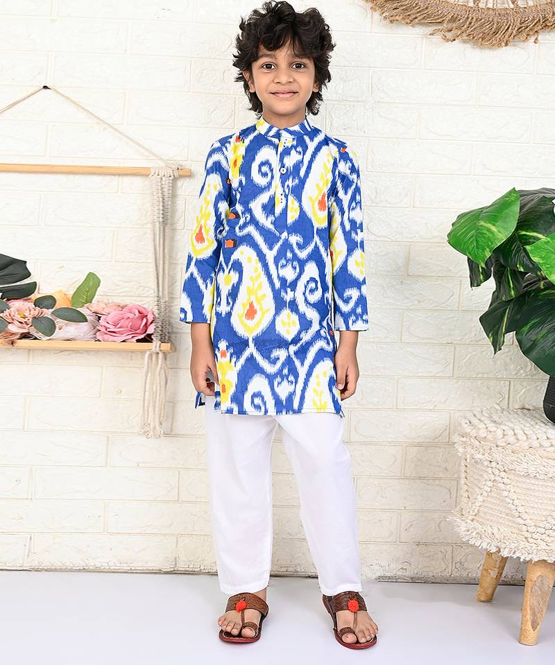 Multicolor island ikat & printed cotton kurta & kurta pyjama father son matching combo
