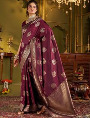 Maroon woven design silk blend designer kanjeevaram saree 3