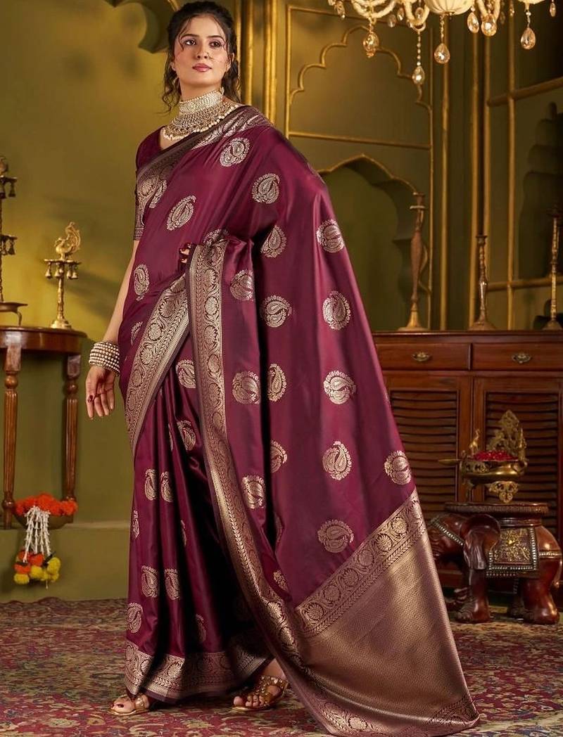 Maroon woven design silk blend designer kanjeevaram saree
