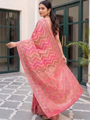 Pink woven design zari art silk fusion banarasi saree 3