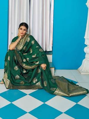 Green woven design zari silk blend designer kanjeevaram saree 2