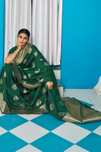 Green woven design zari silk blend designer kanjeevaram saree
