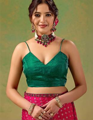 Magenta embellished zari tissue saree 4