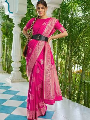 Pink woven design zari silk blend designer kanjeevaram saree 1