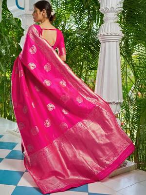 Pink woven design zari silk blend designer kanjeevaram saree 4