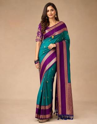 Green woven design silk blend designer kanjeevaram saree 1