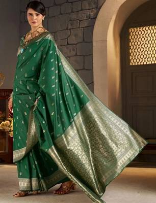 Green woven design zari silk blend designer banarasi saree 3